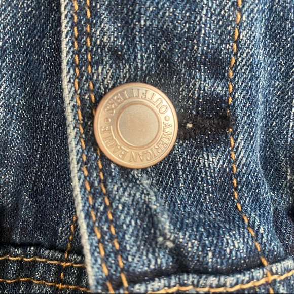 AMERICAN EAGLE Blue Denim Trucker Jean Jacket Small - Picture 10 of 14